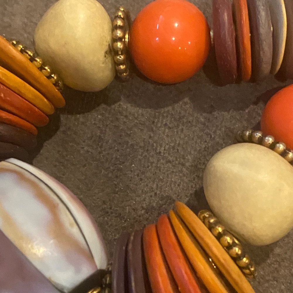 Italy NEEDS TO BE RESTRUNG necklace - Picture 3 of 8